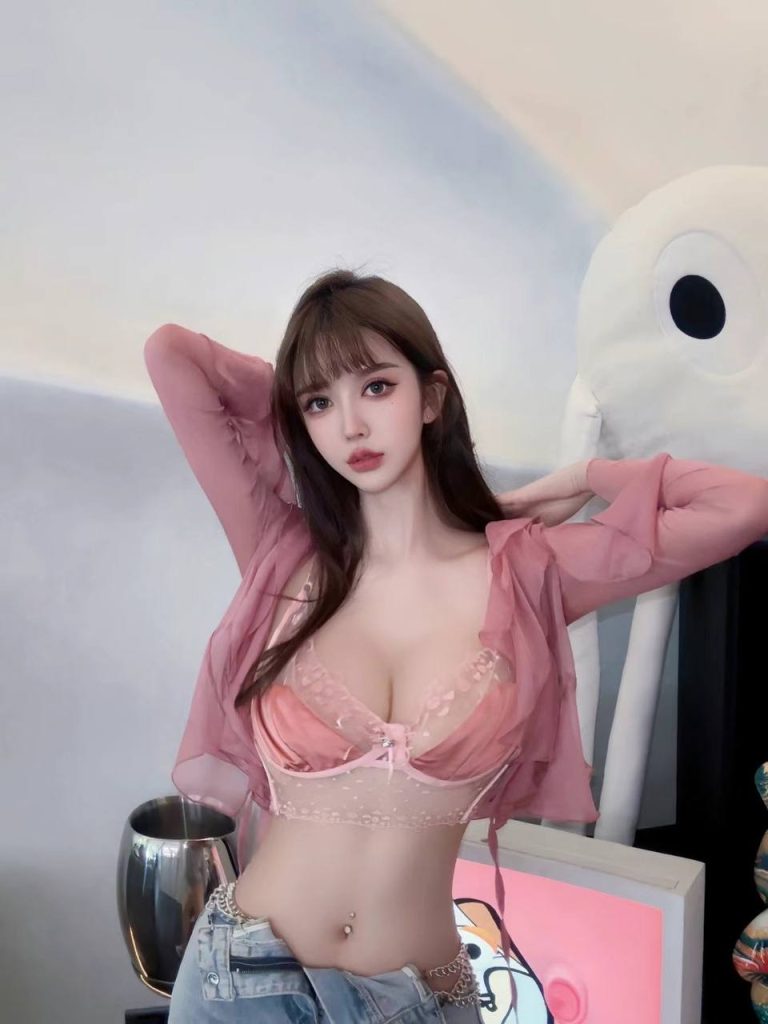 制服大奶媛媛老师-69俱乐部