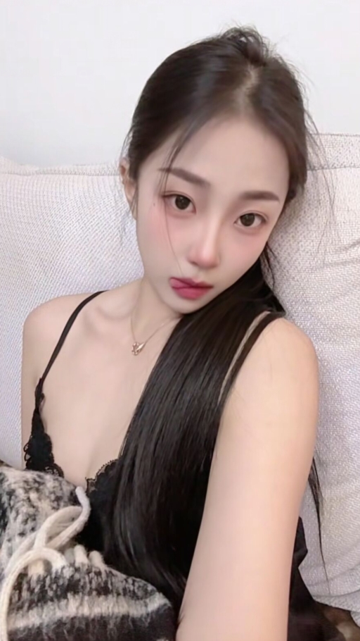 迷人的面孔勾引男人心魂-69俱乐部