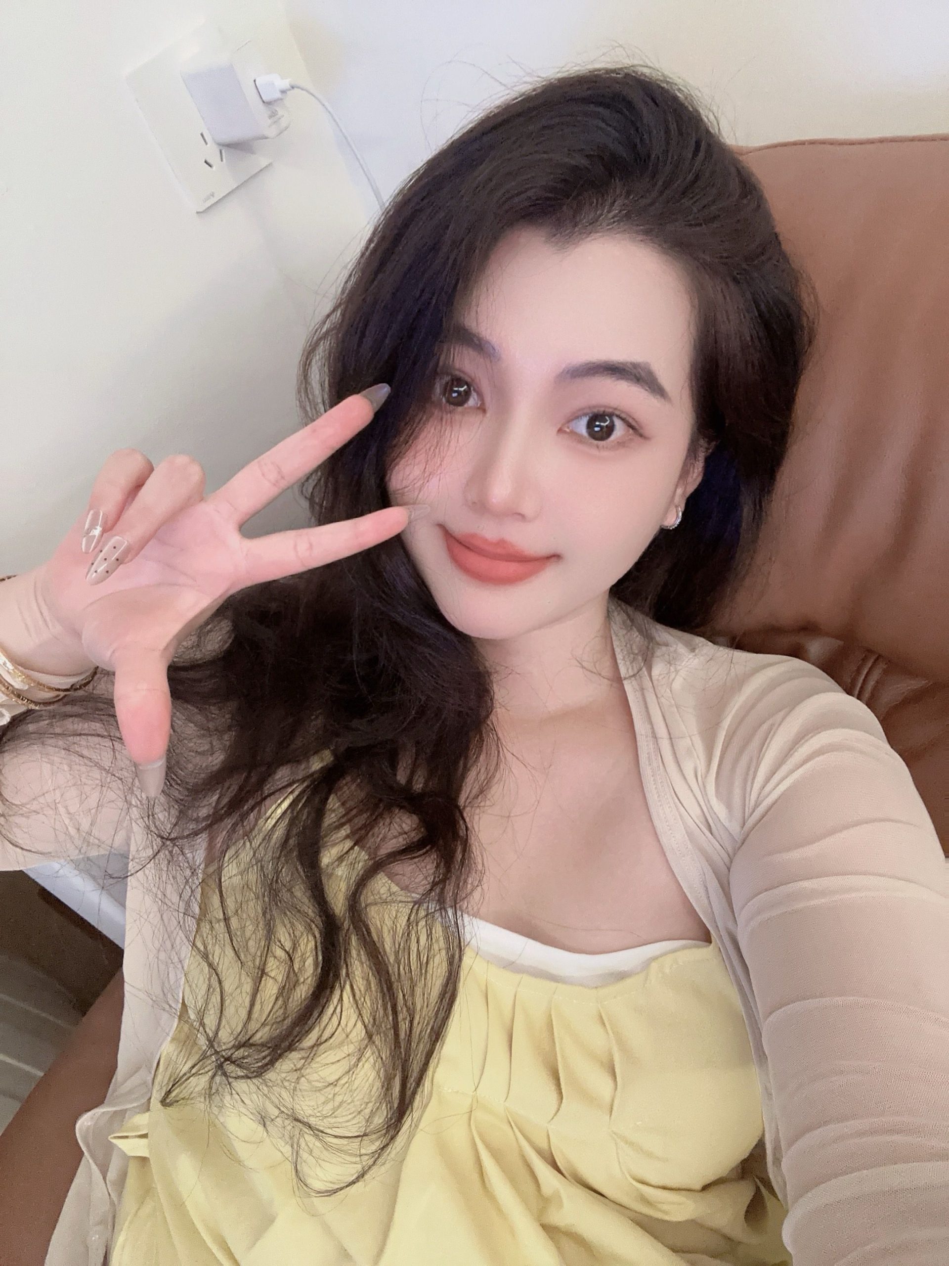 初下水的妹子快来尝鲜-69俱乐部