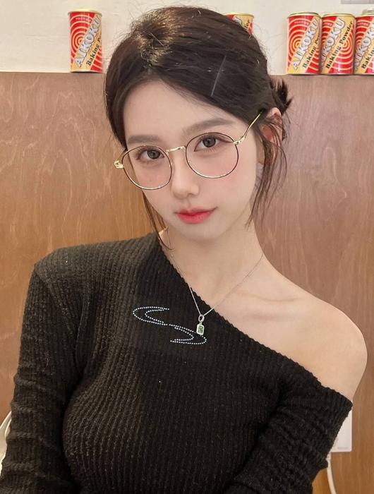 【苏州】眼镜妹在我的冲刺下尖叫不断-69俱乐部