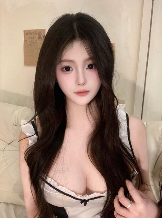 【上海】妩媚小女人性欲真强-69俱乐部