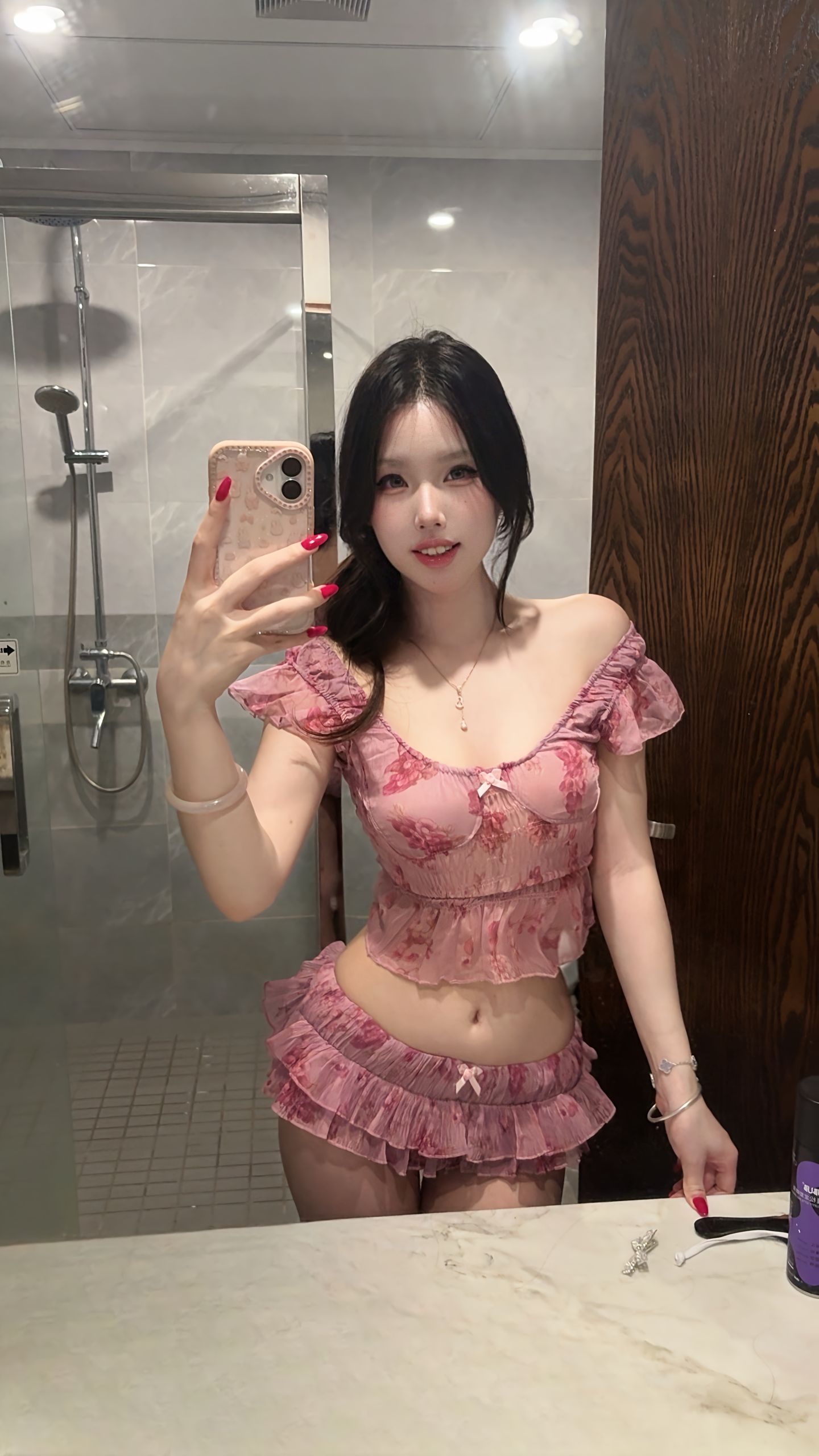 小浪妹服务巨好-69俱乐部