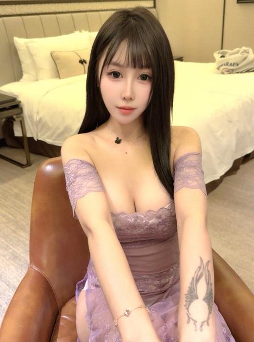 妹子很淫荡叫声不断-69俱乐部