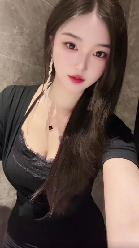 嫖个美女颜值养眼迷人-69俱乐部