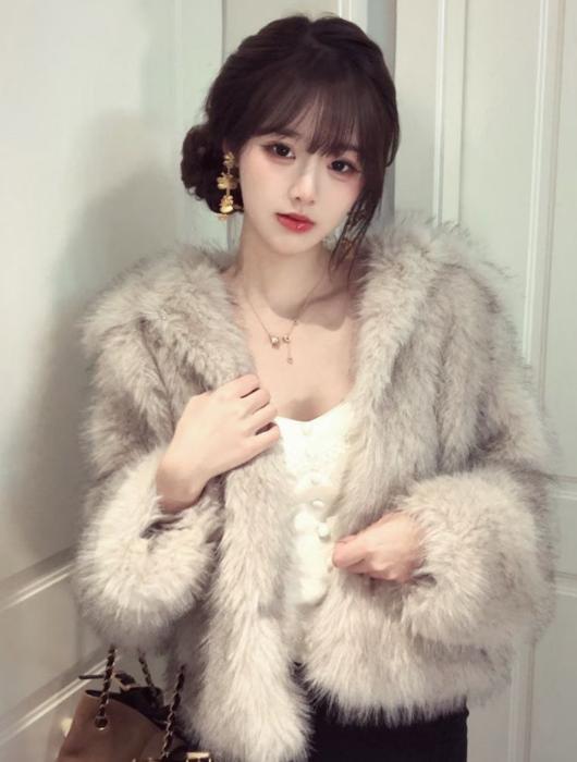 小妖精极度风骚颜值也给力-69俱乐部