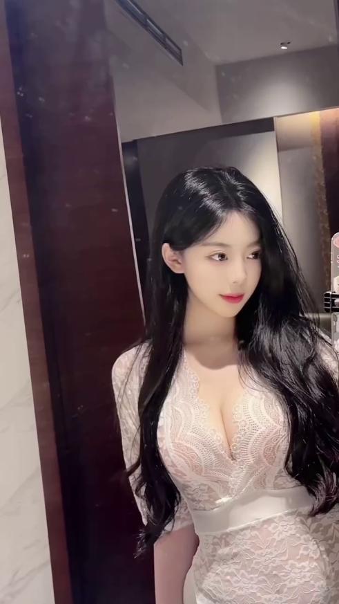 太原刚嫖个极品翘臀 S 身材-69俱乐部