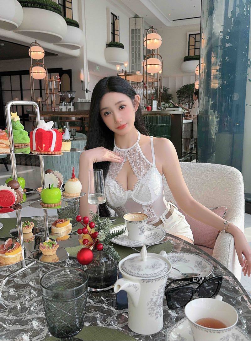 精品兼职嫩妹，约爱上门-69俱乐部