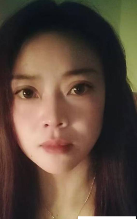 南京丁家庄一线天少妇-69俱乐部