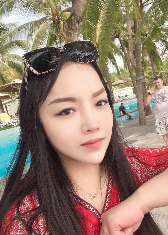 武昌大奶小姐姐-69俱乐部