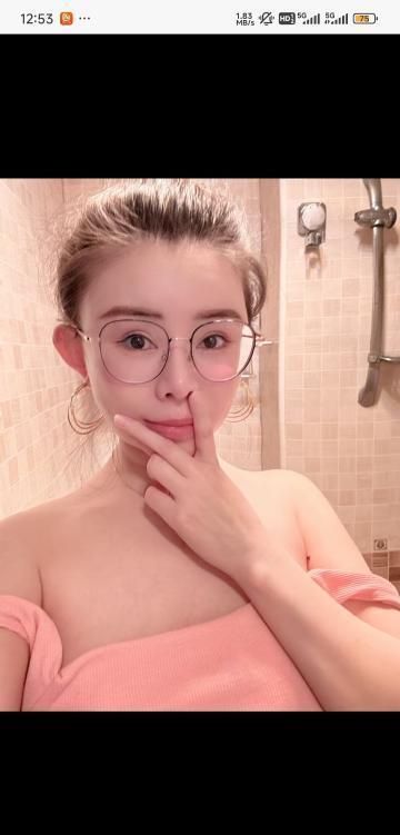 S型身材高颜值小姐姐-69俱乐部