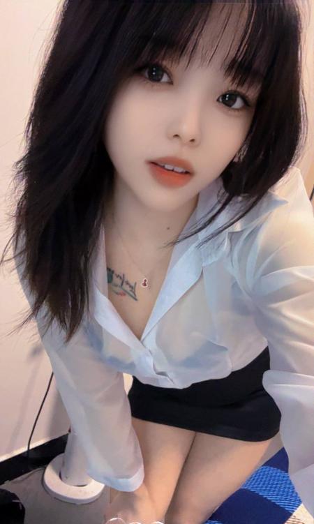 二刷服务淫女夏夏-69俱乐部