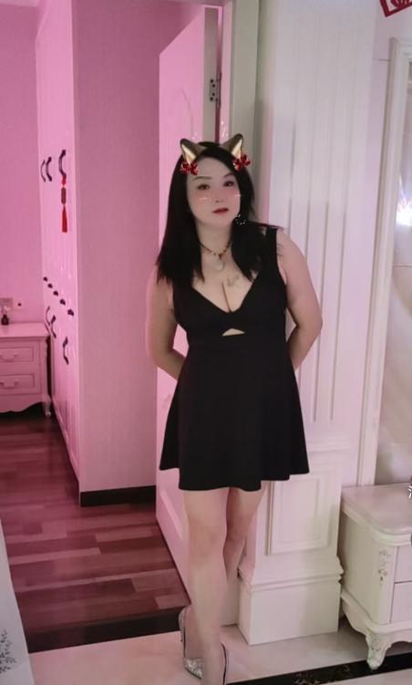 洪山骚货-69俱乐部