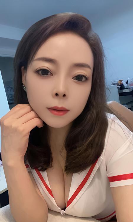 闵行服务大胸-69俱乐部