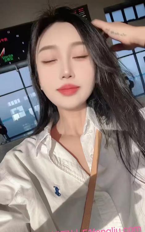 性价比小姐姐-69俱乐部