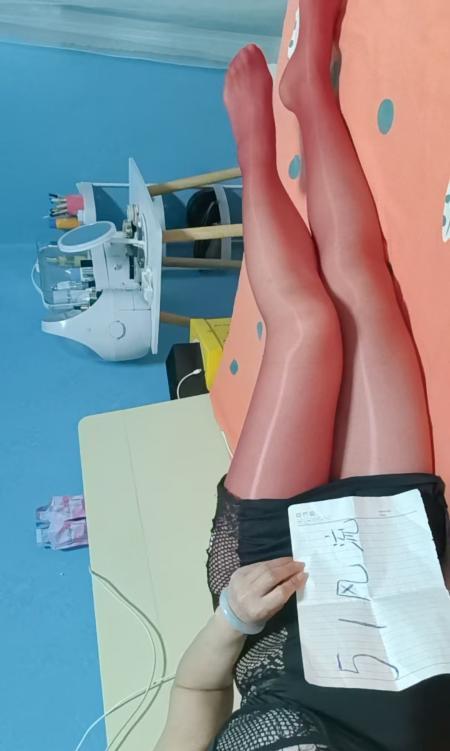 大长腿骚妇-69俱乐部