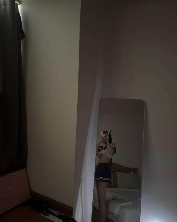 半套诗诗自聊-69俱乐部