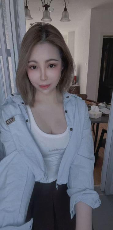 河北大胸美女泡泡-69俱乐部