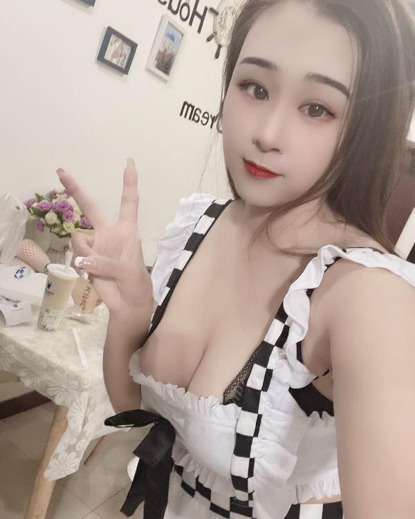 大胸念念回归-69俱乐部