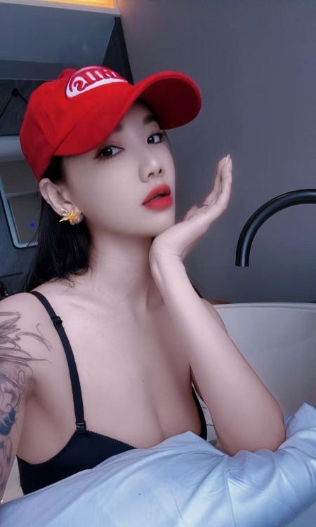 性价比超高美女铭铭-69俱乐部