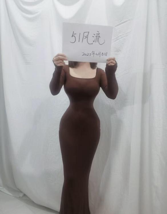 轻熟蜜桃臀米苏-69俱乐部