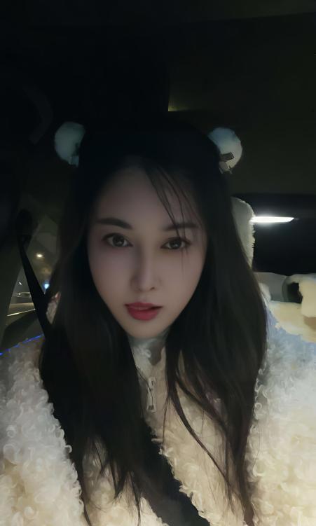 黑丝长腿乐儿-69俱乐部