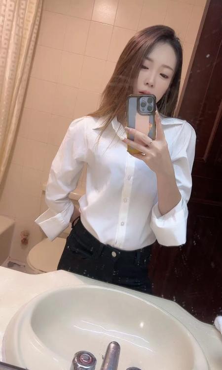 天河苗条妹夏璐-69俱乐部