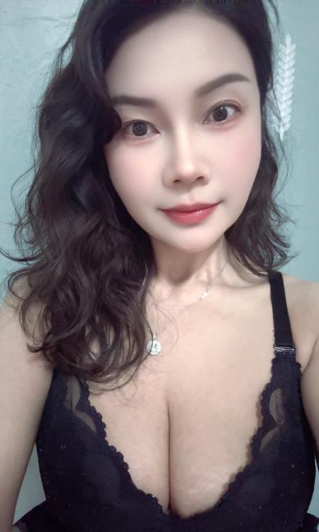 南宁大奶玫瑰-69俱乐部