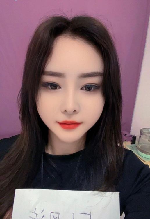 大胸服务好骚妇-69俱乐部