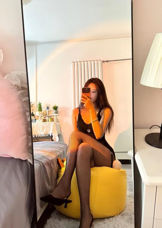 蜀山黑丝美腿-69俱乐部