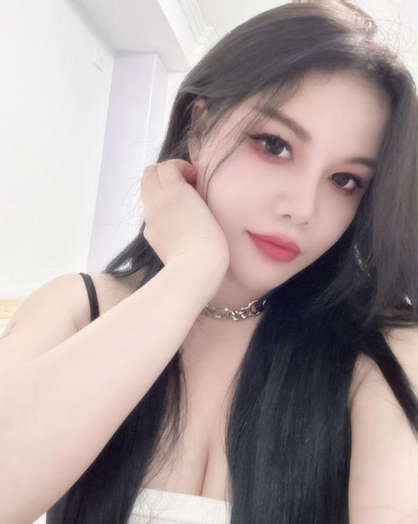 蜜桃臀情趣母狗骚女-69俱乐部