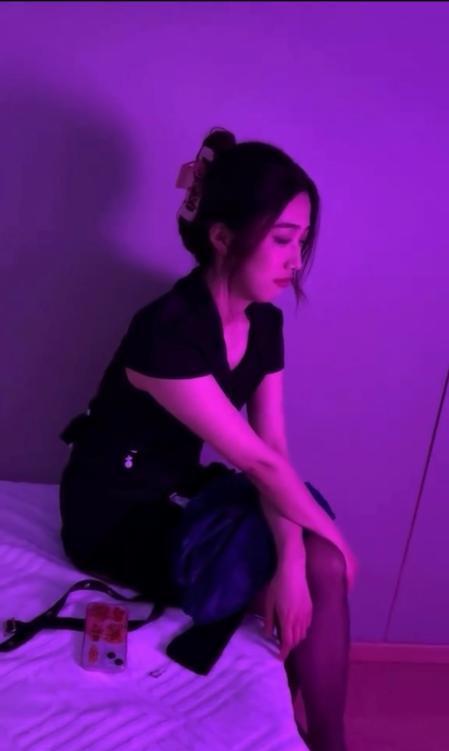 上海高端尤物粉嫩服务-69俱乐部