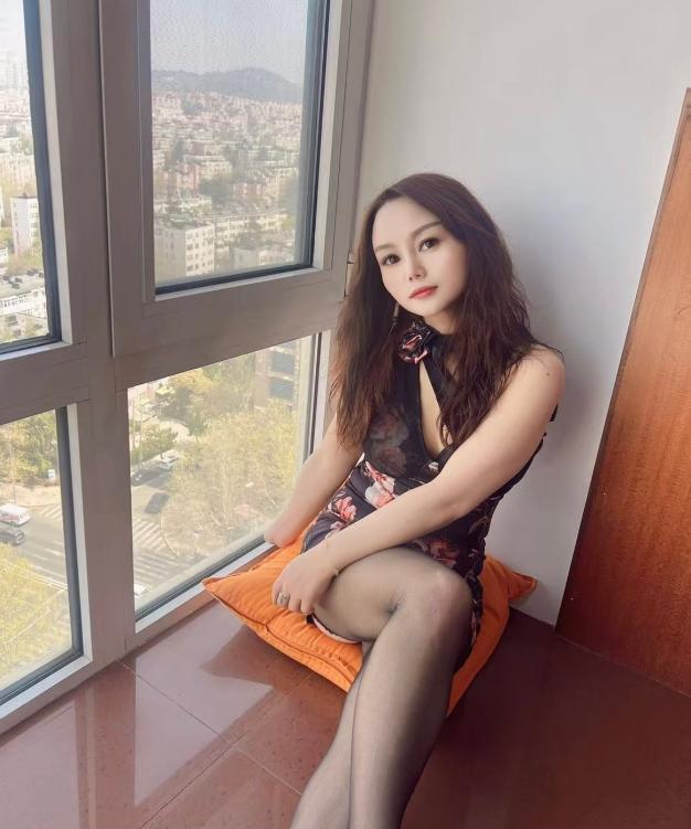 小骚妇-69俱乐部