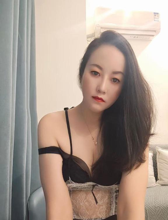 西门少妇小苹果-69俱乐部