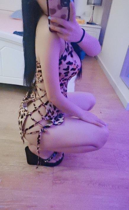 武侯个人制服少妇雅雅-69俱乐部