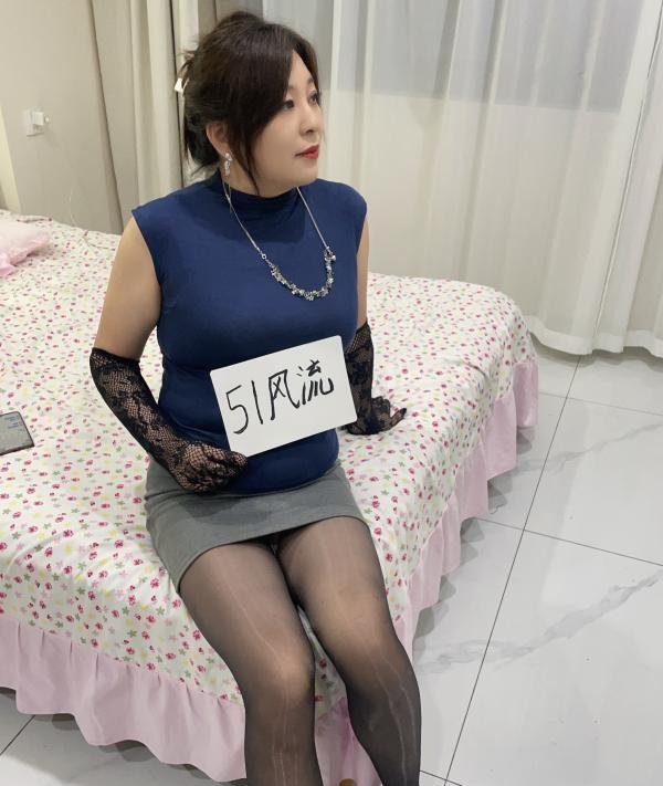 杭州巨乳激情美妇-69俱乐部