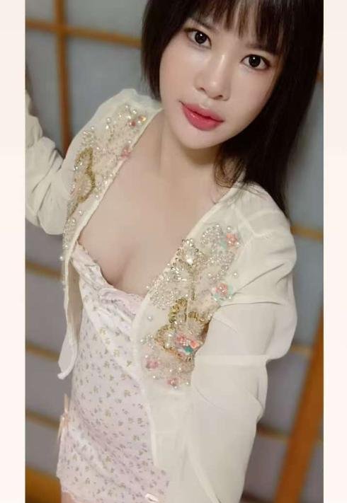 真正的AV水床-69俱乐部