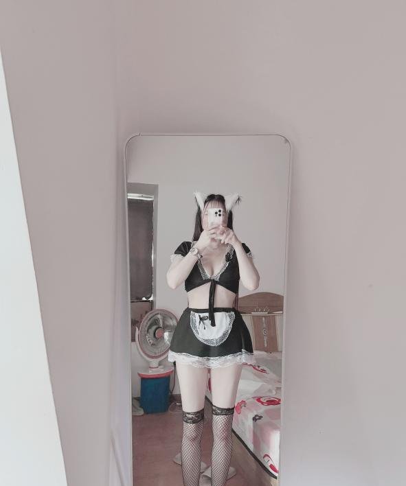 自聊半套诗诗-69俱乐部