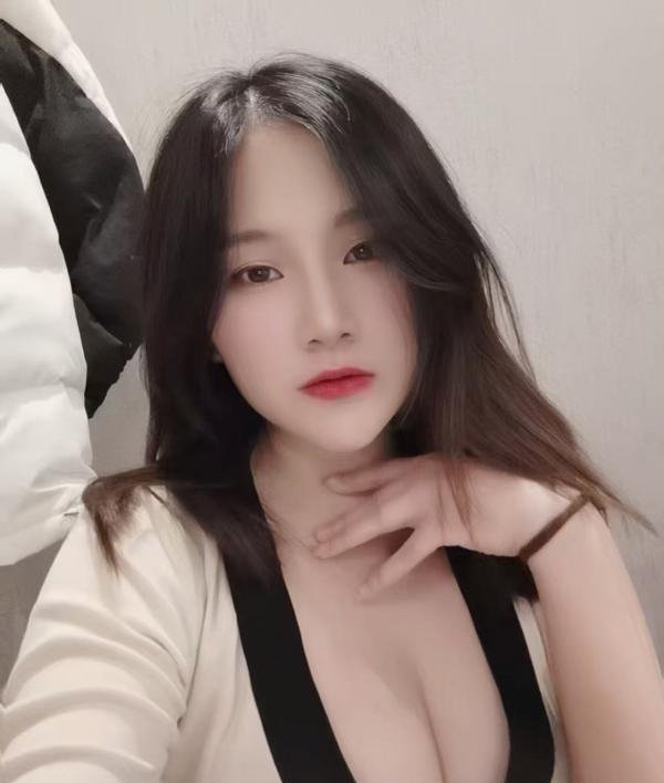 口爆小骚妹-69俱乐部