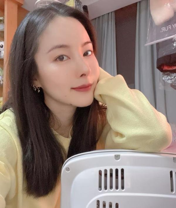 服务系朱莉姐姐-69俱乐部