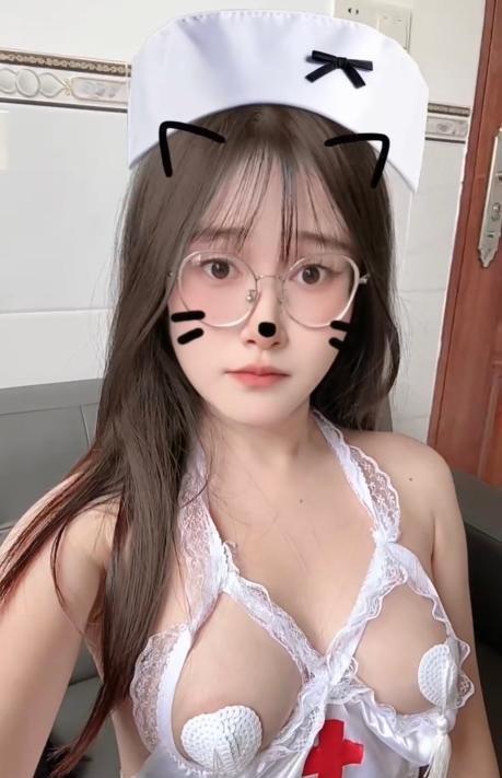 南山眼镜女友感悠然-69俱乐部