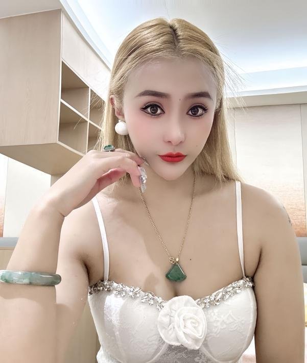 穿白睡衣的朵朵老师-69俱乐部