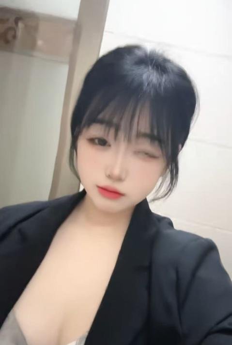 年轻微胖大胸妹-69俱乐部