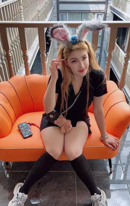 国外大美女-69俱乐部