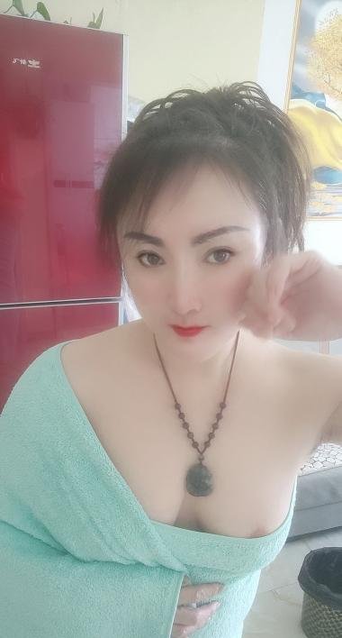 津南喷水骚妇-69俱乐部