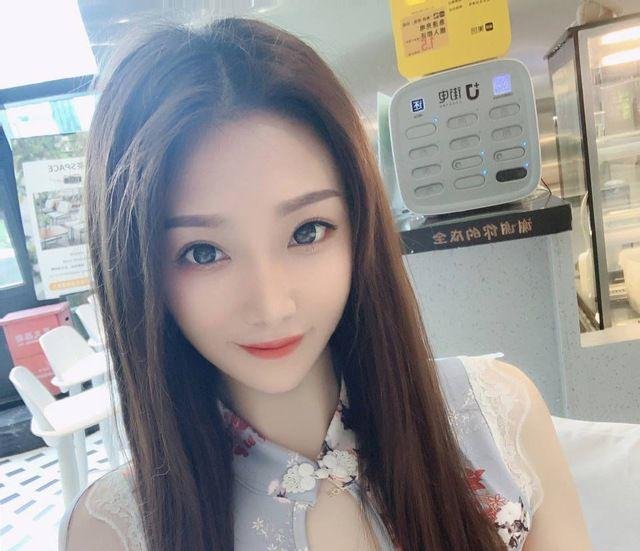 厦门高颜长腿美女老师-69俱乐部