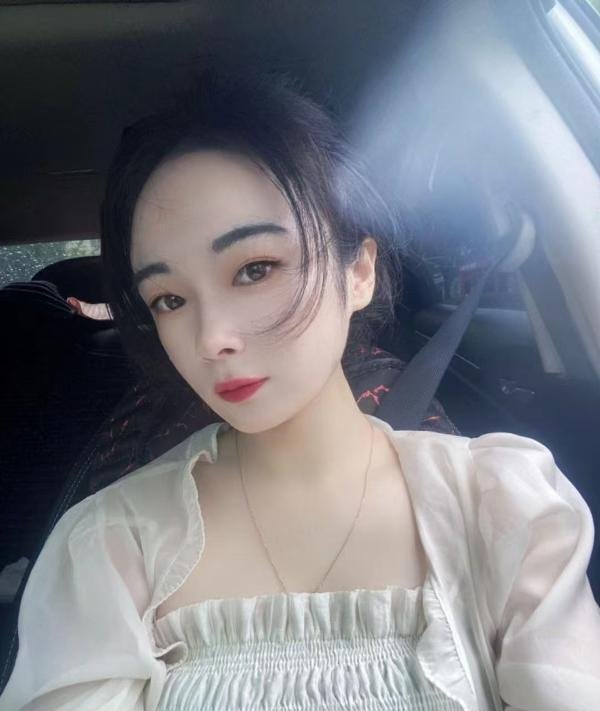 阿朵好多水-69俱乐部