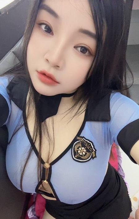 番禺大胸妹-69俱乐部