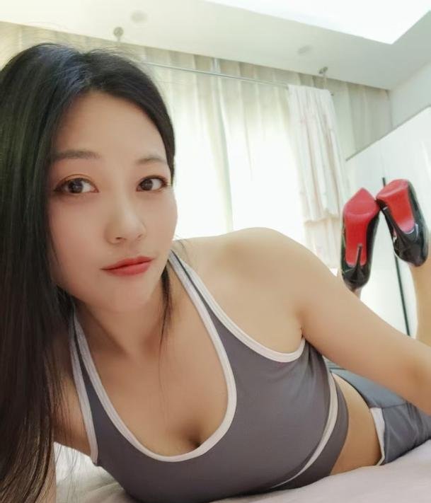 性感小狐狸-69俱乐部