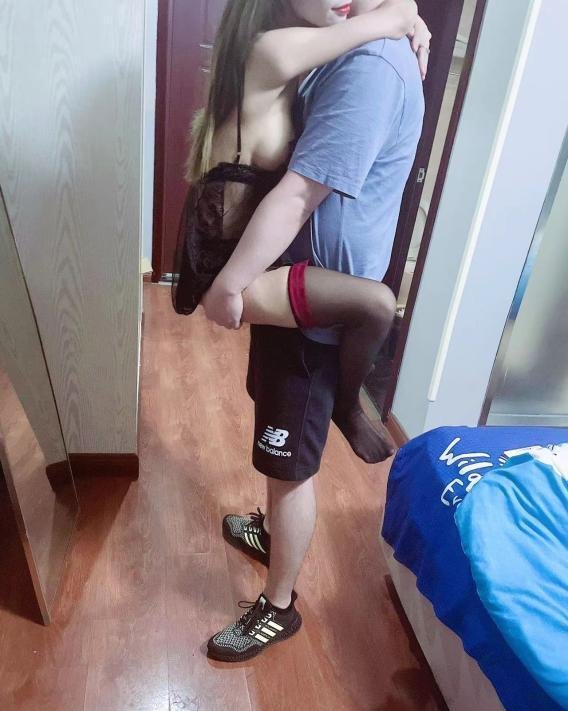 可抱起来玩的甜甜老师-69俱乐部