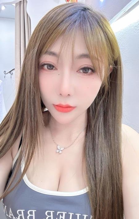 洪山大胸韩MM-69俱乐部